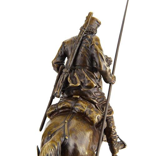 Скульптура кабинетная "Казак с пикой на лошади"