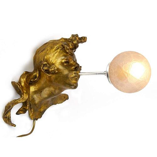 Бра с головкой девушки пускающей мыльный пузырь