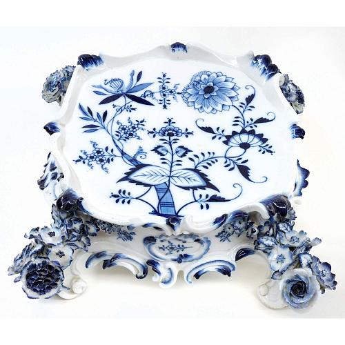 Декоративная ваза "Времена года" на подставке.