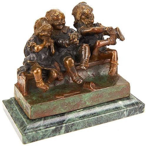 Статуэтка "Дети"