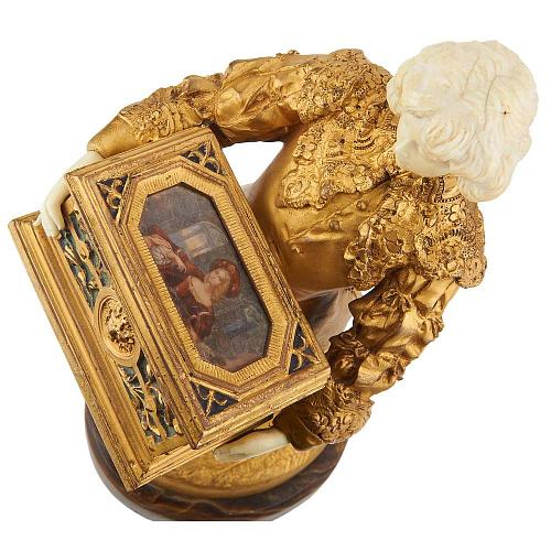 Статуэтка "Паж с ларцом для драгоценностей"