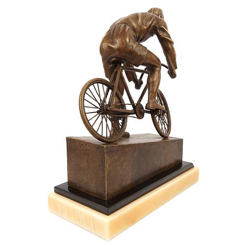 Скульптура в стиле Арт-деко «Велосипедист»