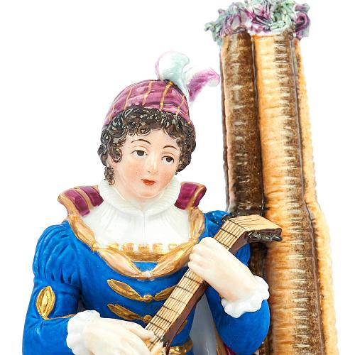 Скульптурная композиция "Музыкант"