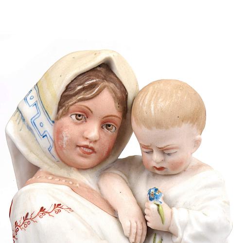 «Девочка крестьянка с ребенком». Гарднер.