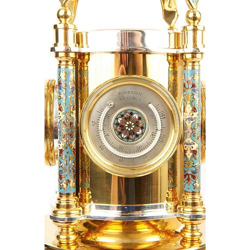 Индустриальные часы «Корабельный фонарь и кабестан»