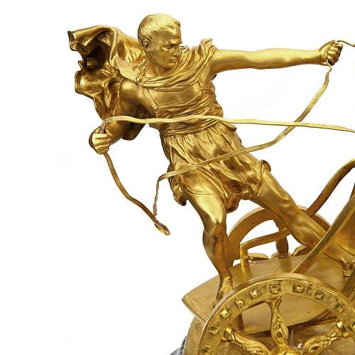 Скульптурная композиция "Римский возничий"