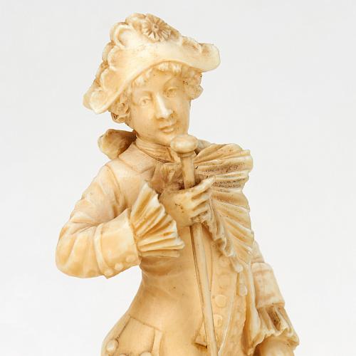 Парные статуэтки "Дама и кавалер".