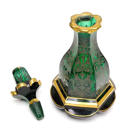 Флакон парфюмерный в «готическом стиле». ИСЗ