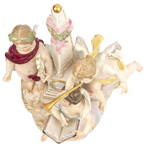 Скульптурная композиция "Аллегория поэзии".