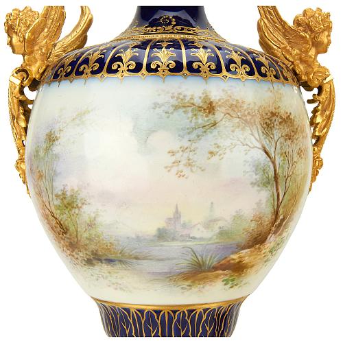 Парные вазы «Девушки и Амуры». Париж.