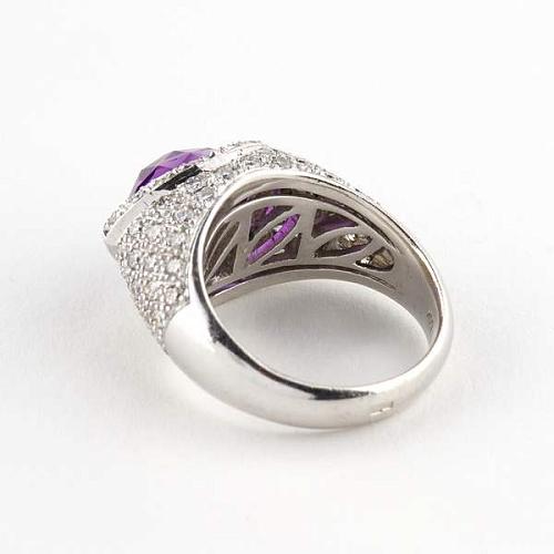 Кольцо с бриллиантами и аметистом