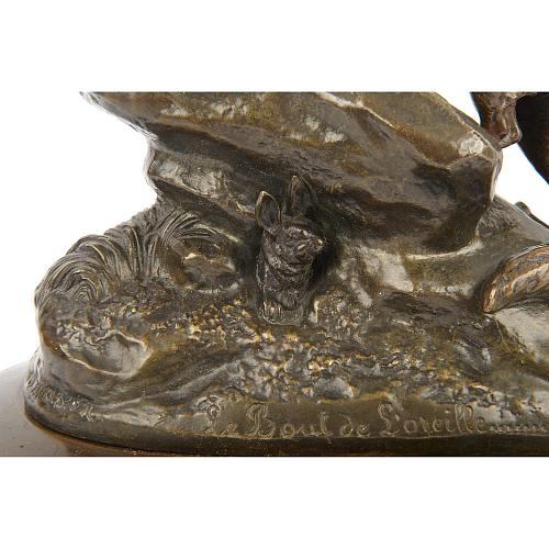 Скульптурная композиция «А уши торчат». Массон