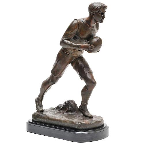 Статуэтка "Регбист"