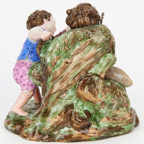 Скульптурная композиция "Озорники"