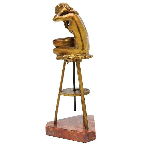 Статуэтка "Натурщица"