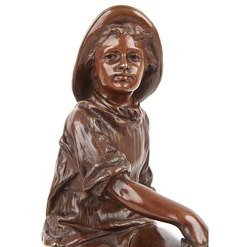 Скульптура кабинетная "Юнга".