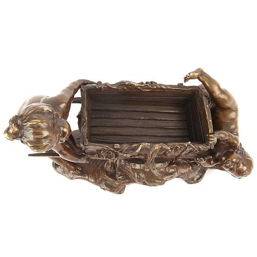 Кабинетная скульптура для деловых бумаг. Моро.