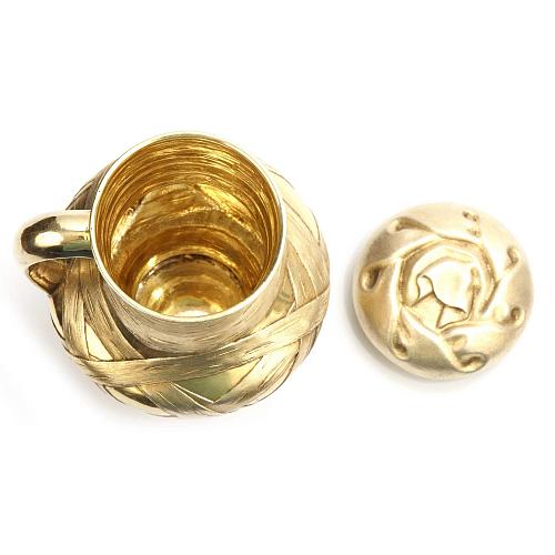 Квасник серебряный. Губкин.