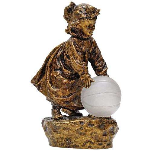 Светильник "Девочка с мячом".