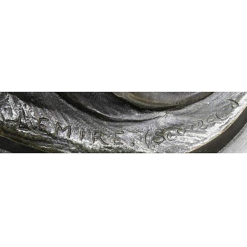 Статуэтка "Амур с тетивой"