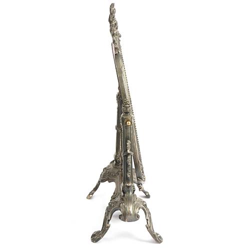 Зеркало настольное "Банты и цветочные гирлянды"