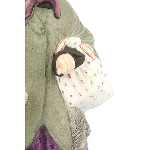 Статуэтка «Еврейка с кошельком и узелком». Гарднер.