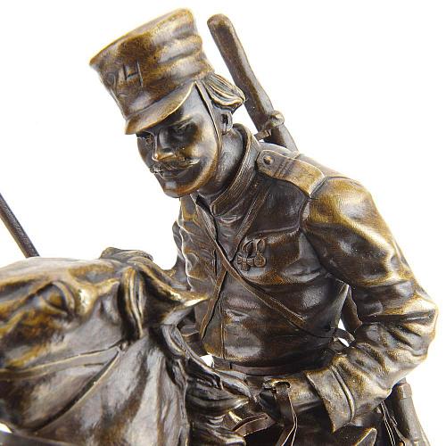 Скульптура кабинетная "Казак с пикой на лошади"
