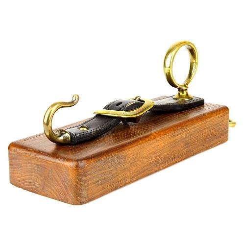 Вешалка настенная "ремень"