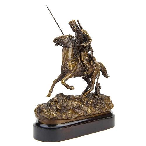 Скульптура "Казак на лошади"