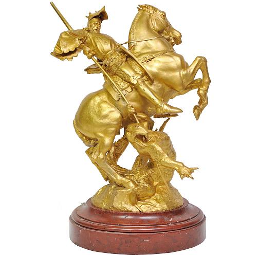 Скульптура "Святой Георгий и дракон"