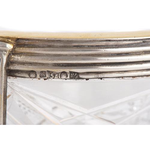 Конфетница с 3-я ножками