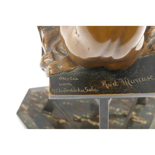 Скульптурная композиция "Натурщица"