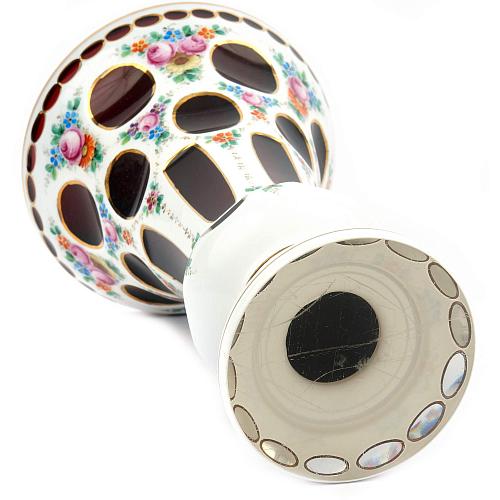 Парные декоративные вазы