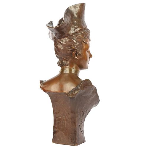 Скульптурный бюст "Тереза"