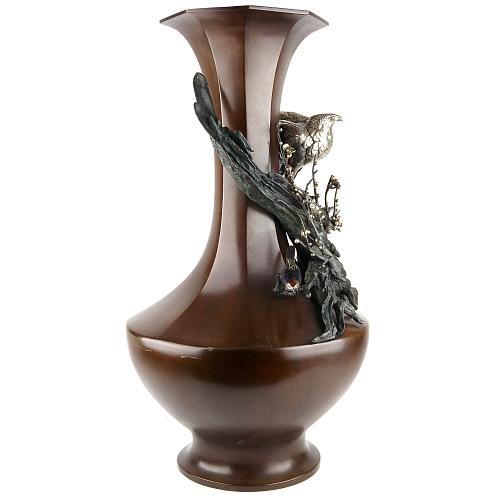 Ваза "Ястребиная охота"