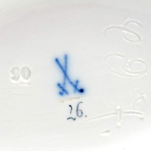 «Путто делающий шоколад». Мейссен.