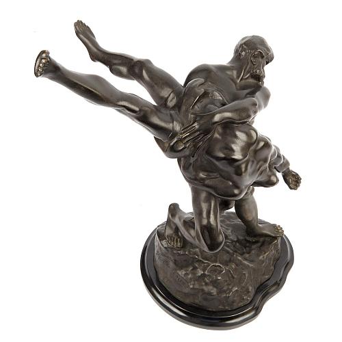 Скульптура «Борцы». Ламбо.