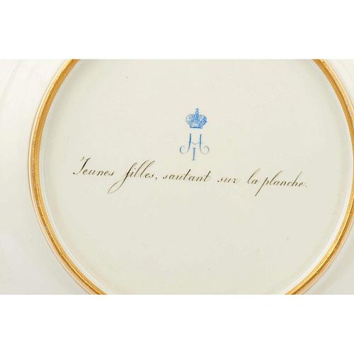 Тарелки парные со сценами народной жизни. ИФЗ.