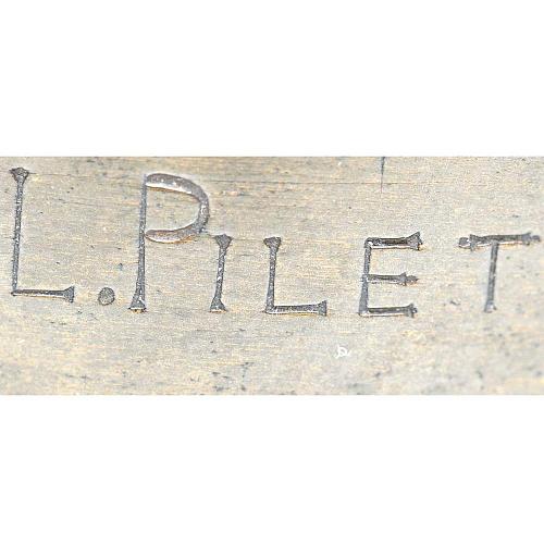 Статуэтка "Девочка с куклой и пасхальным яйцом в мешочке".