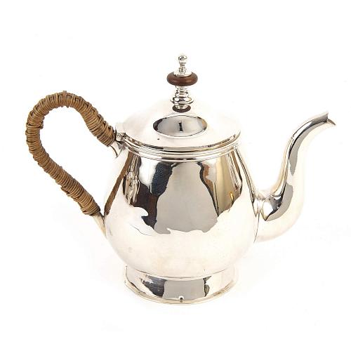 Чайник в оплетке