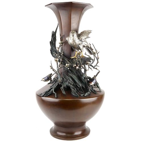 Ваза "Ястребиная охота"