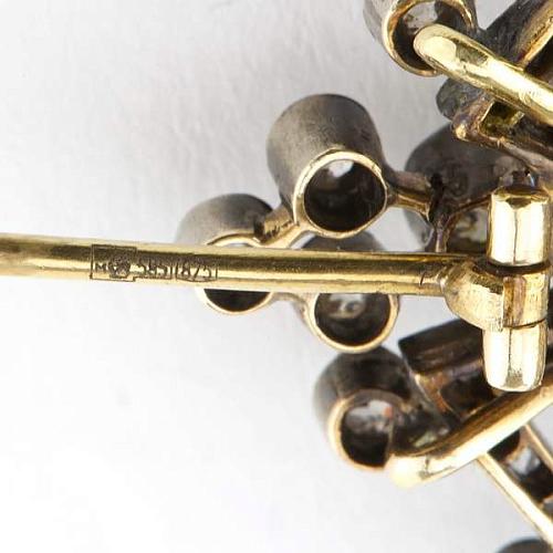 Брошь с бриллиантами, алмазами и сапфиром