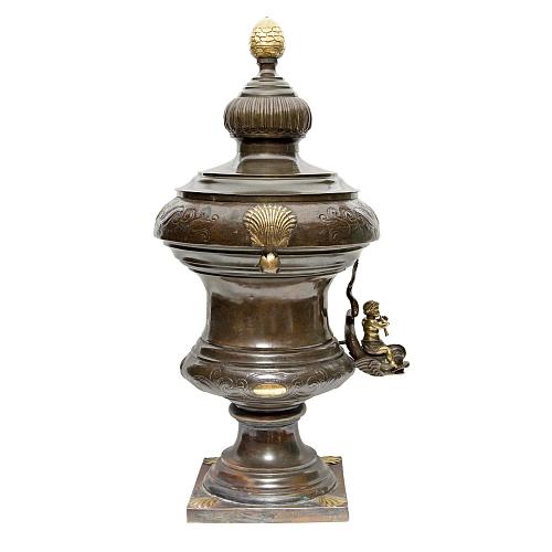 Фонтан для вина