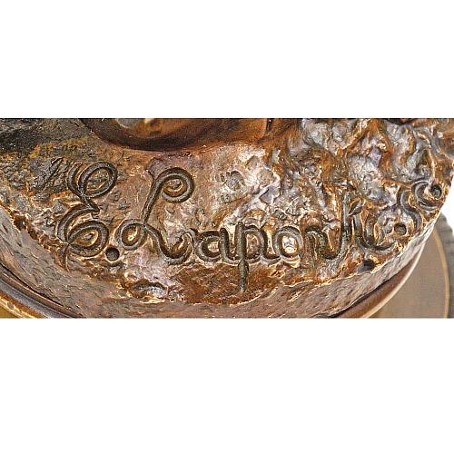 Статуэтка "Предчувствие любви".