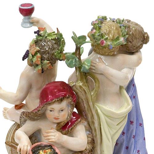 Скульптурная композиция "Аллегория "Времена года"