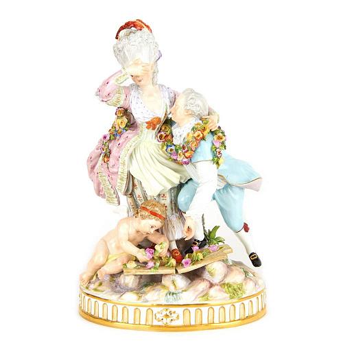 Скульптурная композиция "Потерянная невинность"