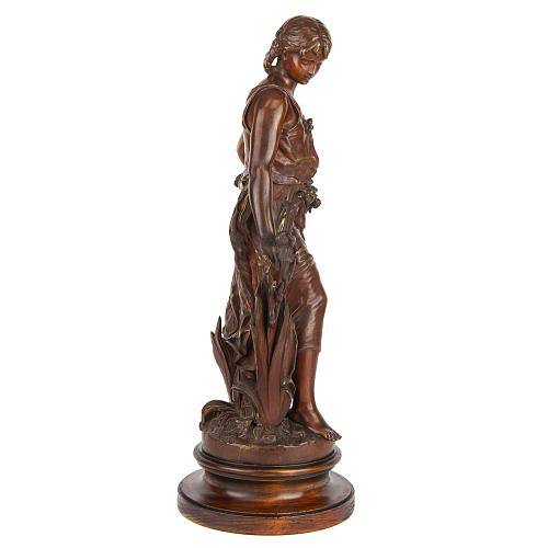 Скульптура "Аллегория Весны"