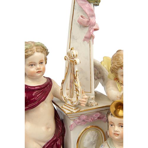 Скульптурная композиция "Аллегория поэзии".