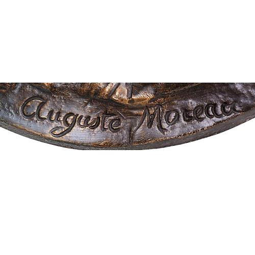 Скульптурная композиция "Невинность".