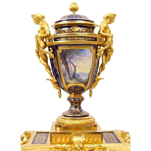 Часовой гарнитур с канделябрами. Мастерская Луи Рен Корнибера.